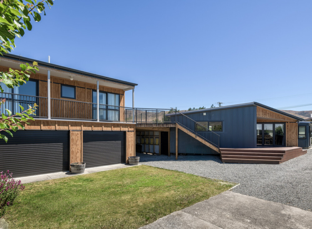 BP009 Gregg Builders Otematata Reclad Bach web